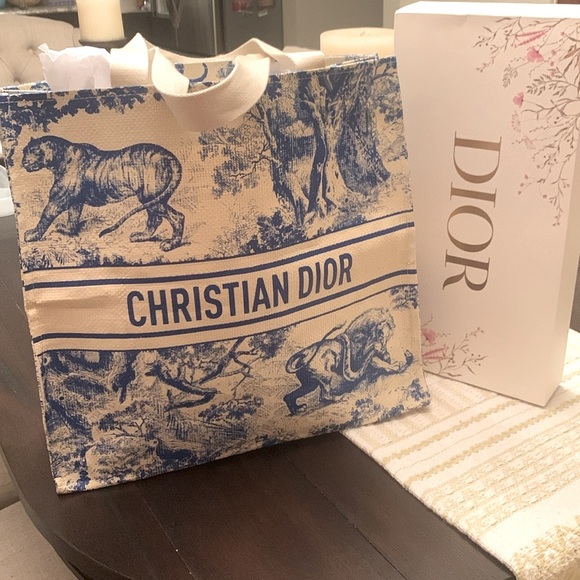 Dior tote - Picture 4 of 14